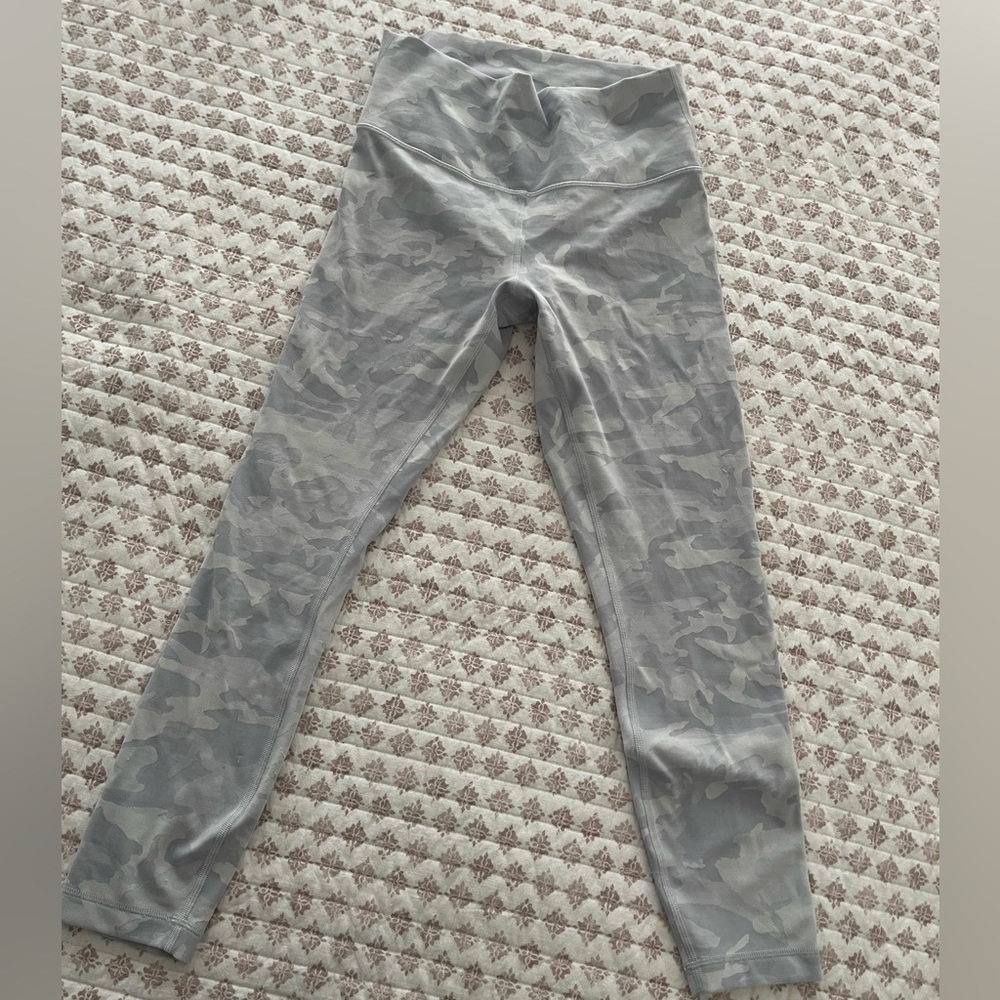 🍋LULULEMON🍋 Wunder Under High Rise Tight 25” - Picture 5 of 9